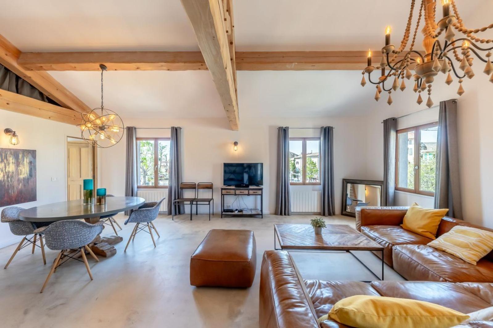 Olive- Vaste Appartement Donnant Sur La Sorgue Л'Иль-сюр-ла-Сорг Экстерьер фото